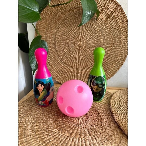 3 Piece Plastic Disney Bowling set - Picture 1 of 9